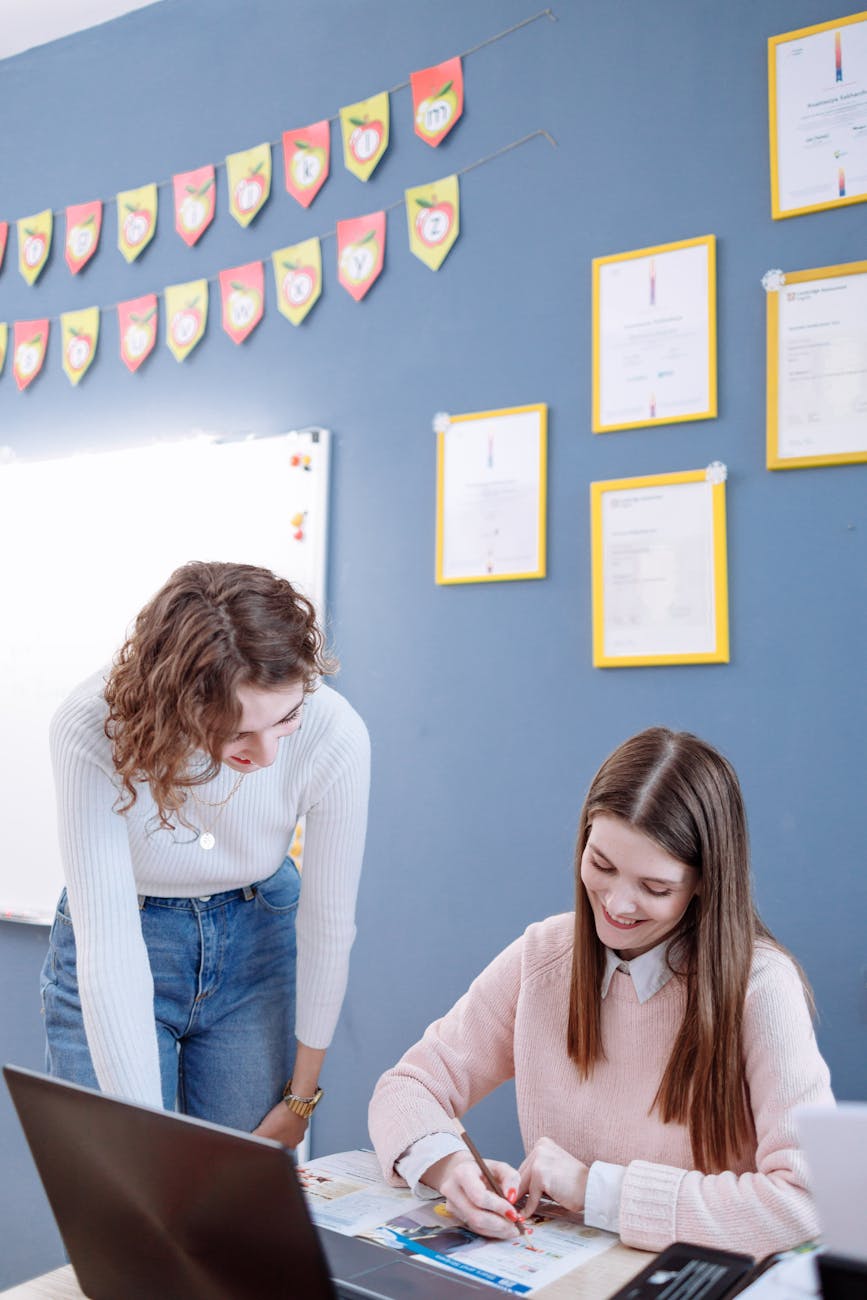 Excelente tutor de Economía para estudiantes de bachillerato en México: Franco Alvarez